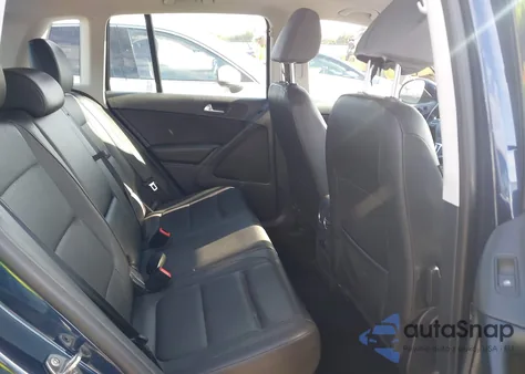 2016 Volkswagen Tiguan S/Se/Sel/R-Line z USA, uszkodzony, nr VIN WVGAV7AX8GW511632